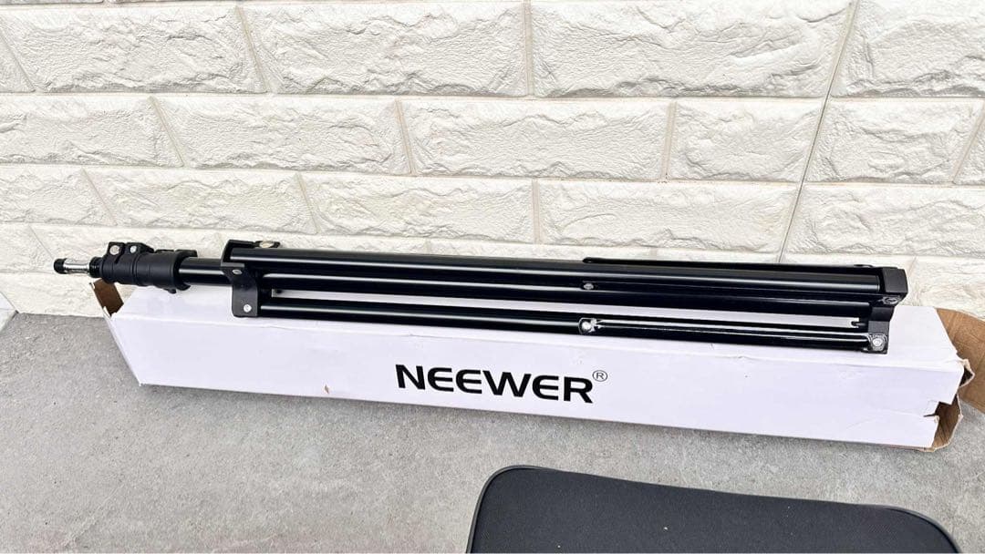 【タイムセール】NEEWER 2パック 660 LEDビデオライトとスタンドキッ