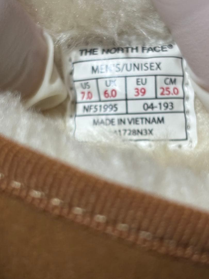 ノースフェイス　ウィンターキャンプブーティ ショート