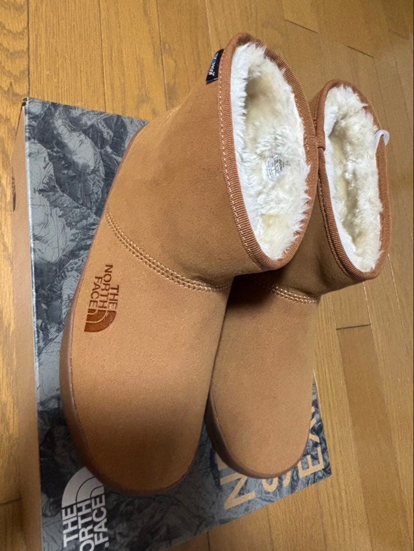 ノースフェイス　ウィンターキャンプブーティ ショート