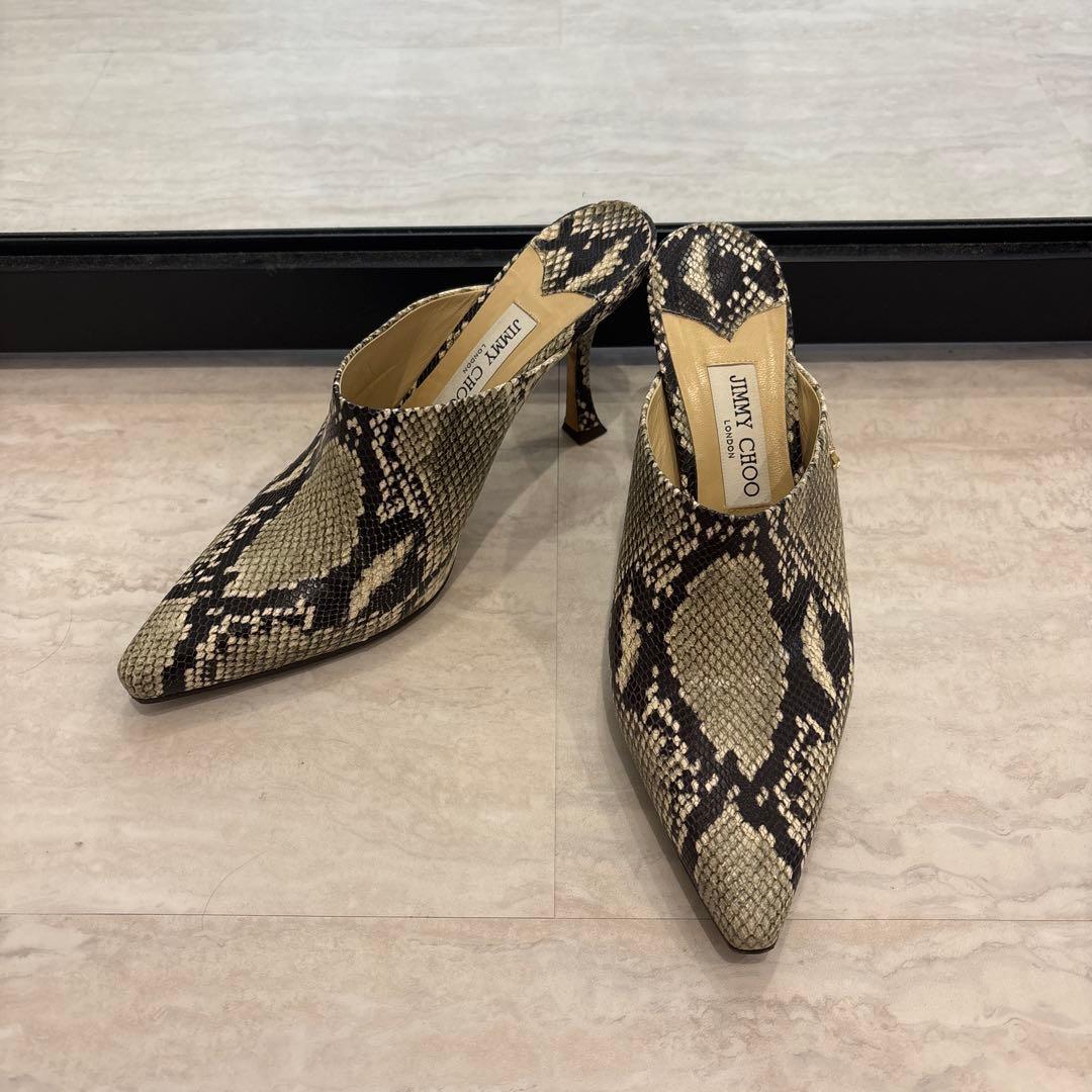JIMMY CHOO ヘビ柄ミュール