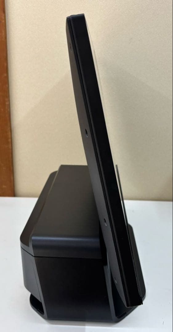 【大画面27型】富士通 Core i7 / 16GB / SSD512GB