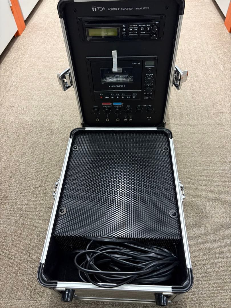 【極美品】TOA KZ-25 PAアンプ ポータブルアンプ　カラオケ 廃盤品希少
