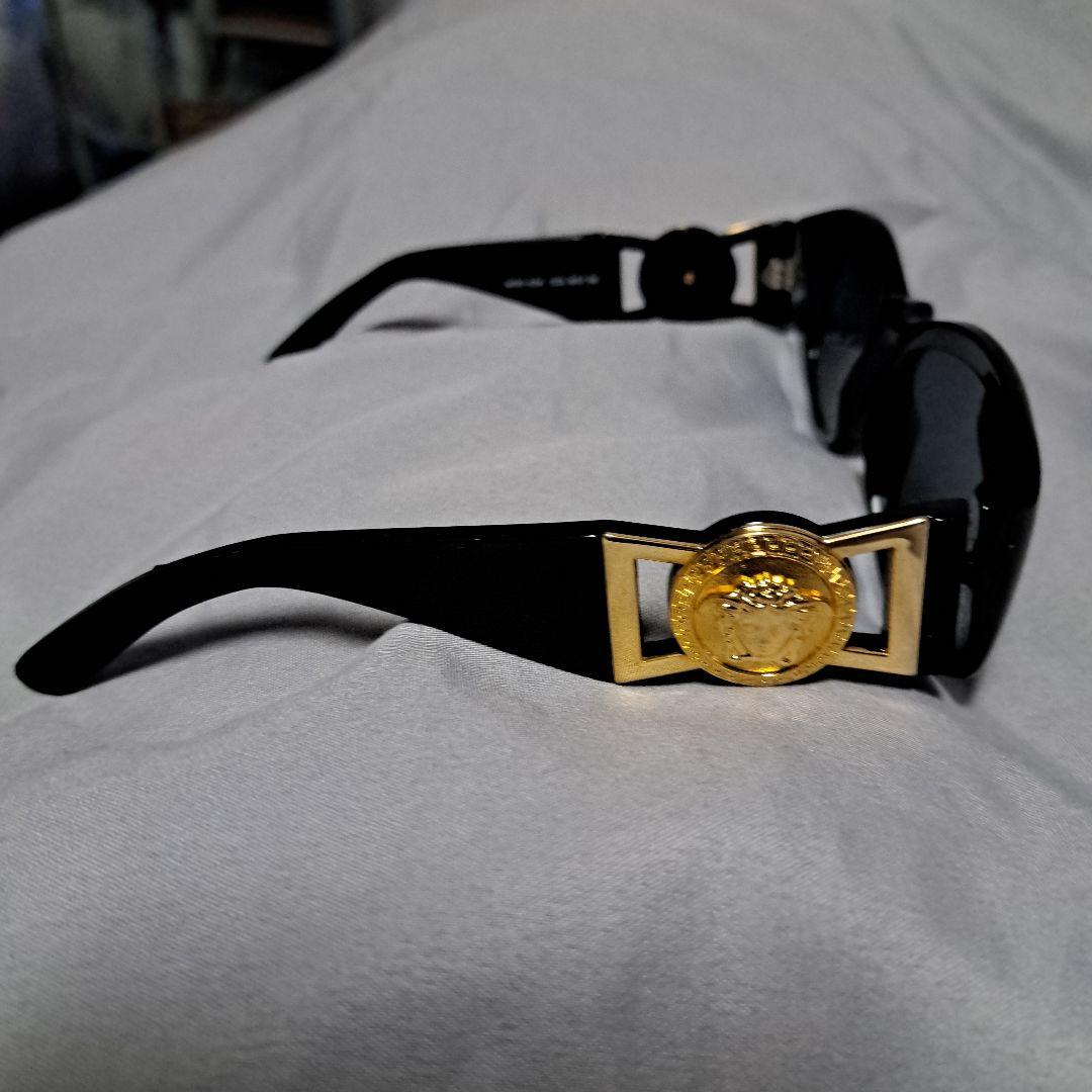 VERSACE ヴェルサーチ　メデューサ　サングラス　MOD.424 ブラック