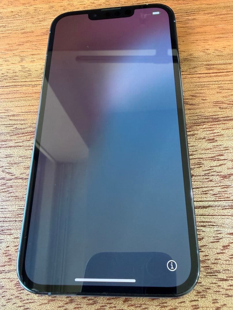 海外版 iPhone 13 pro 128GB 本体 バッテリー77%