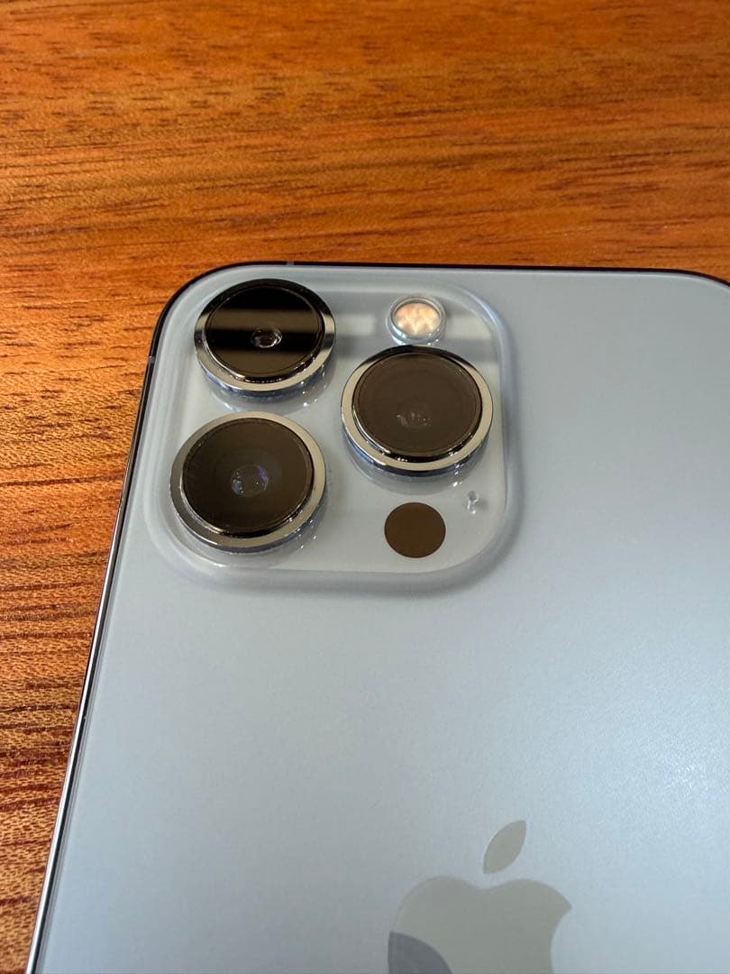 海外版 iPhone 13 pro 128GB 本体 バッテリー77%