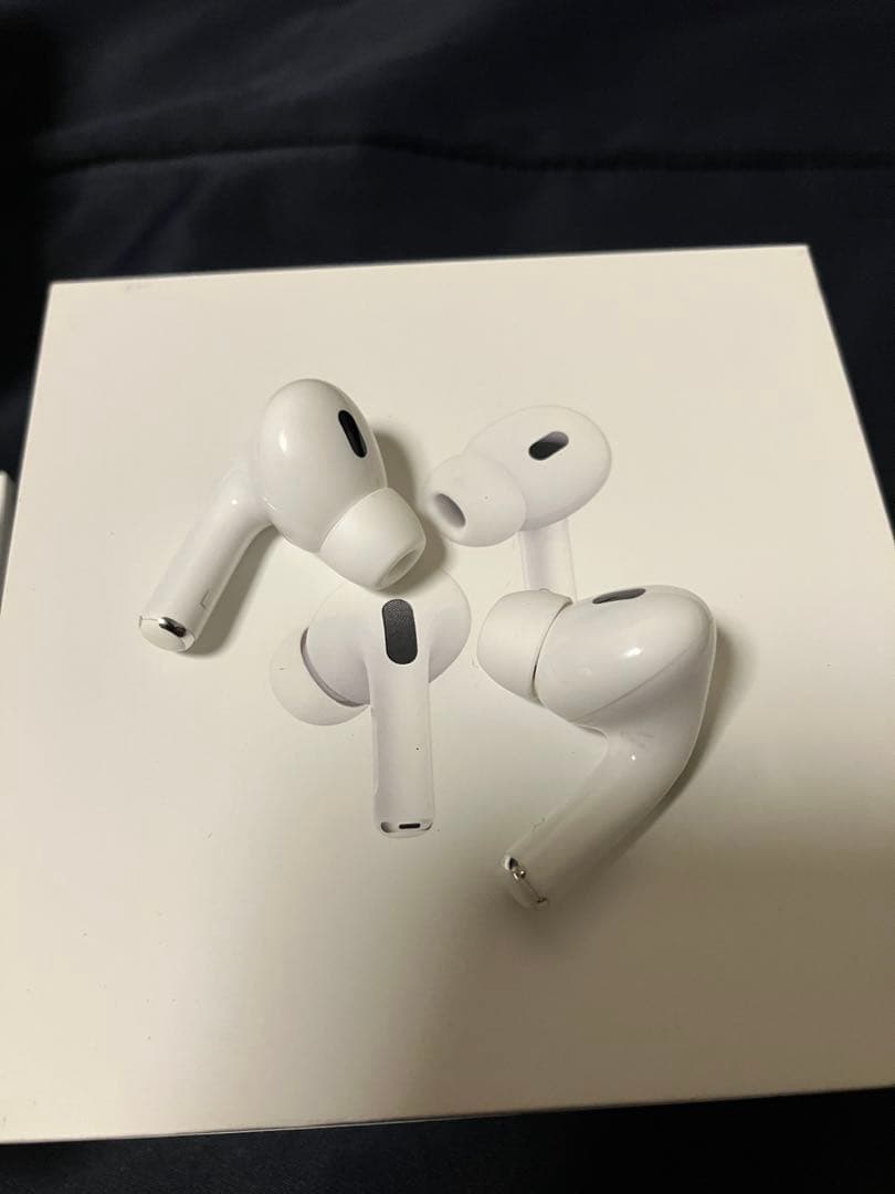 なおみ AirPods Pro (第2世代) 本体　純正　保証期間外