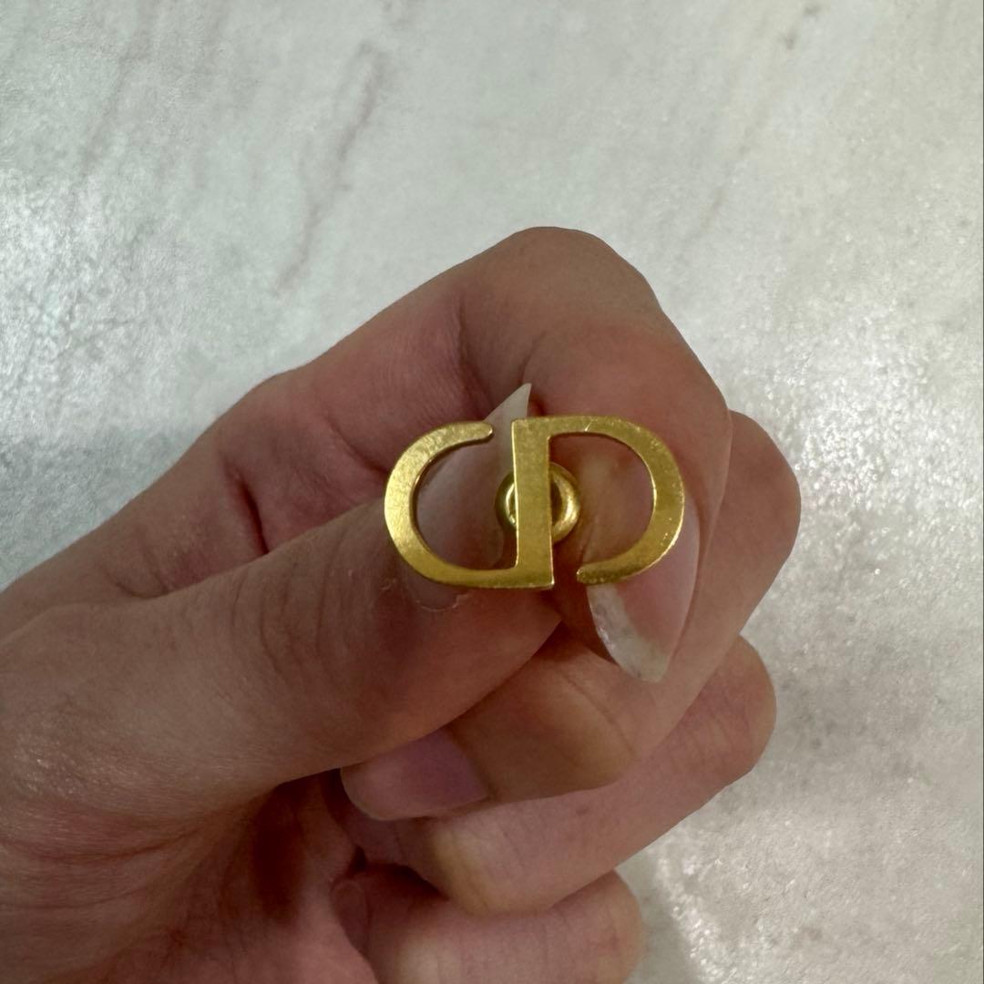 Diorピアス（片耳）