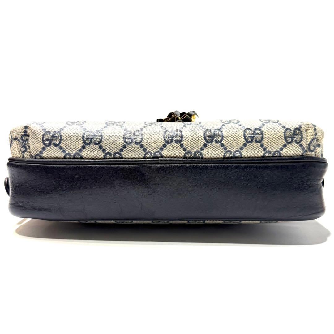 希少 GUCCI GG ショルダーバッグ ネイビー レザー 金具 フリンジ