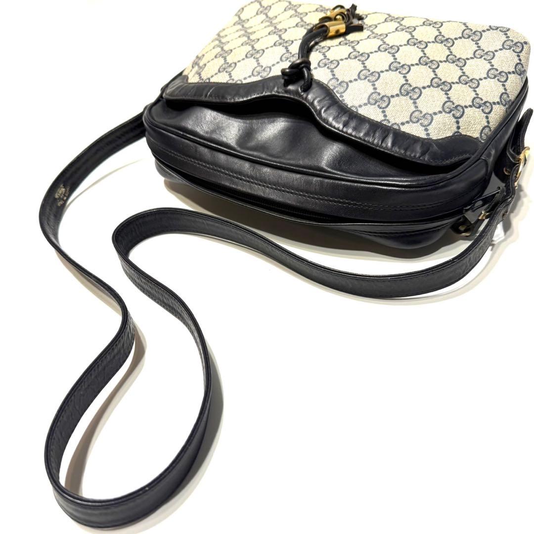 希少 GUCCI GG ショルダーバッグ ネイビー レザー 金具 フリンジ