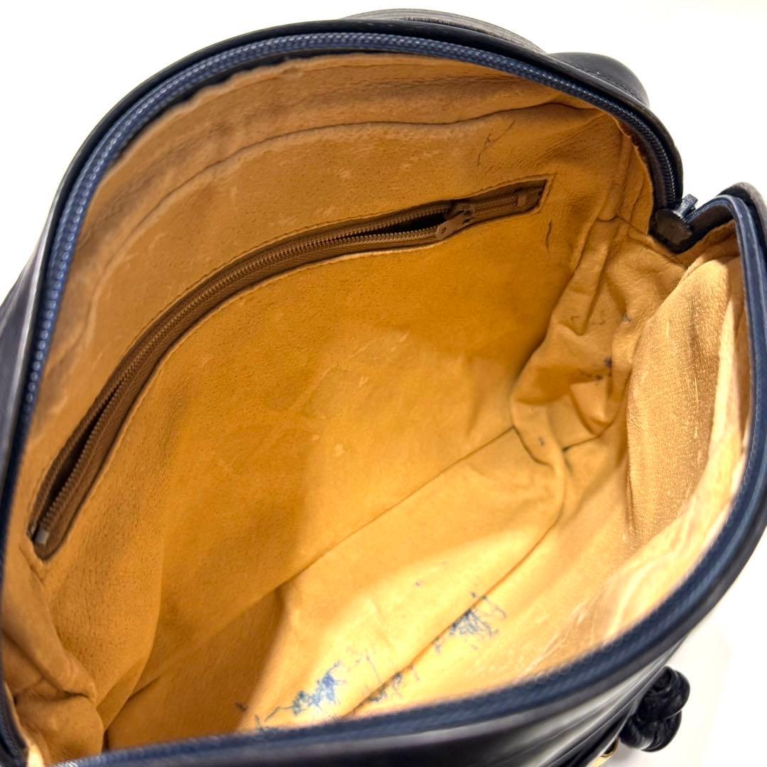 希少 GUCCI GG ショルダーバッグ ネイビー レザー 金具 フリンジ