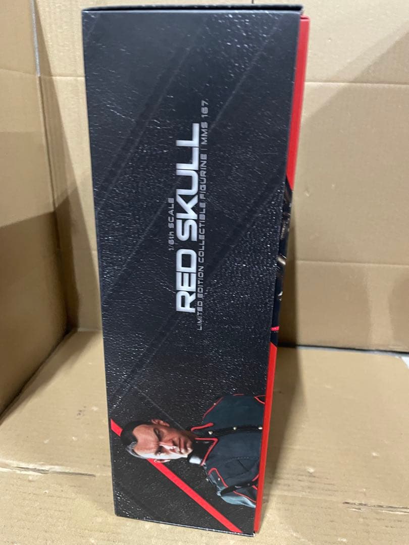 1/6スケールフィギュア レッド・スカル