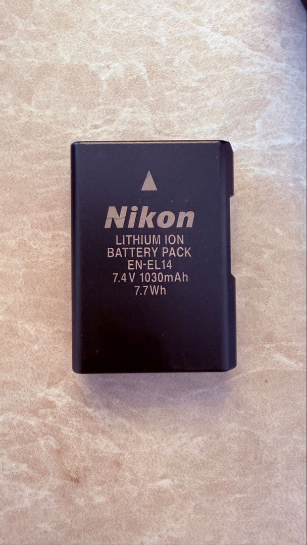 Nikon D3100 デジタル一眼レフカメラ 本体