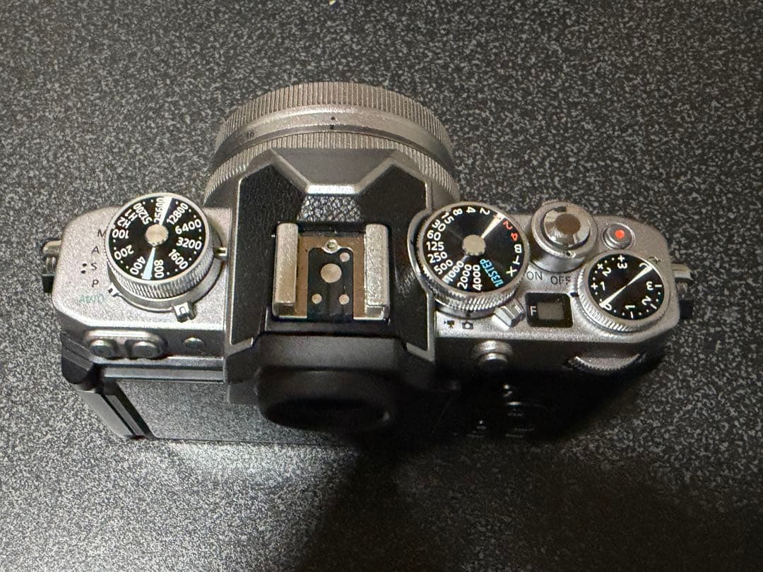 Nikon zfc レンズ2本