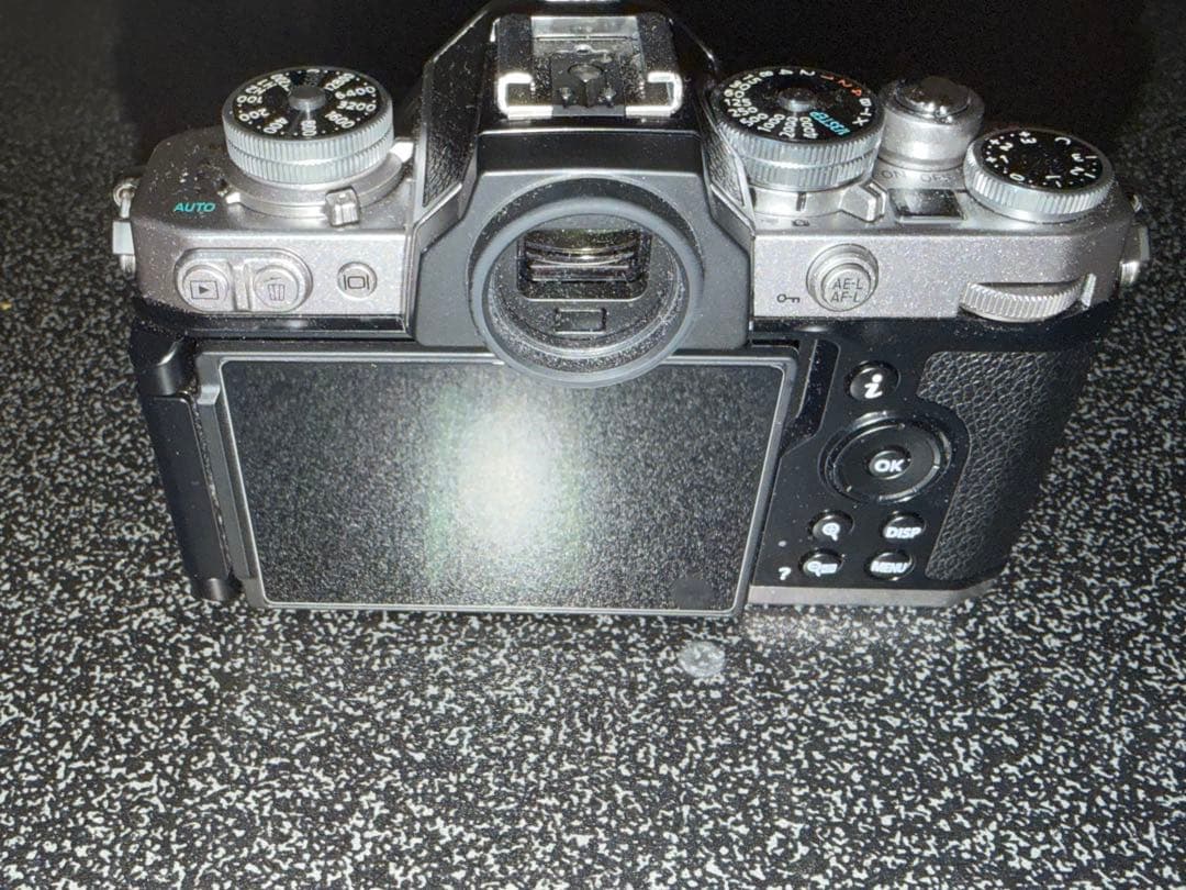 Nikon zfc レンズ2本