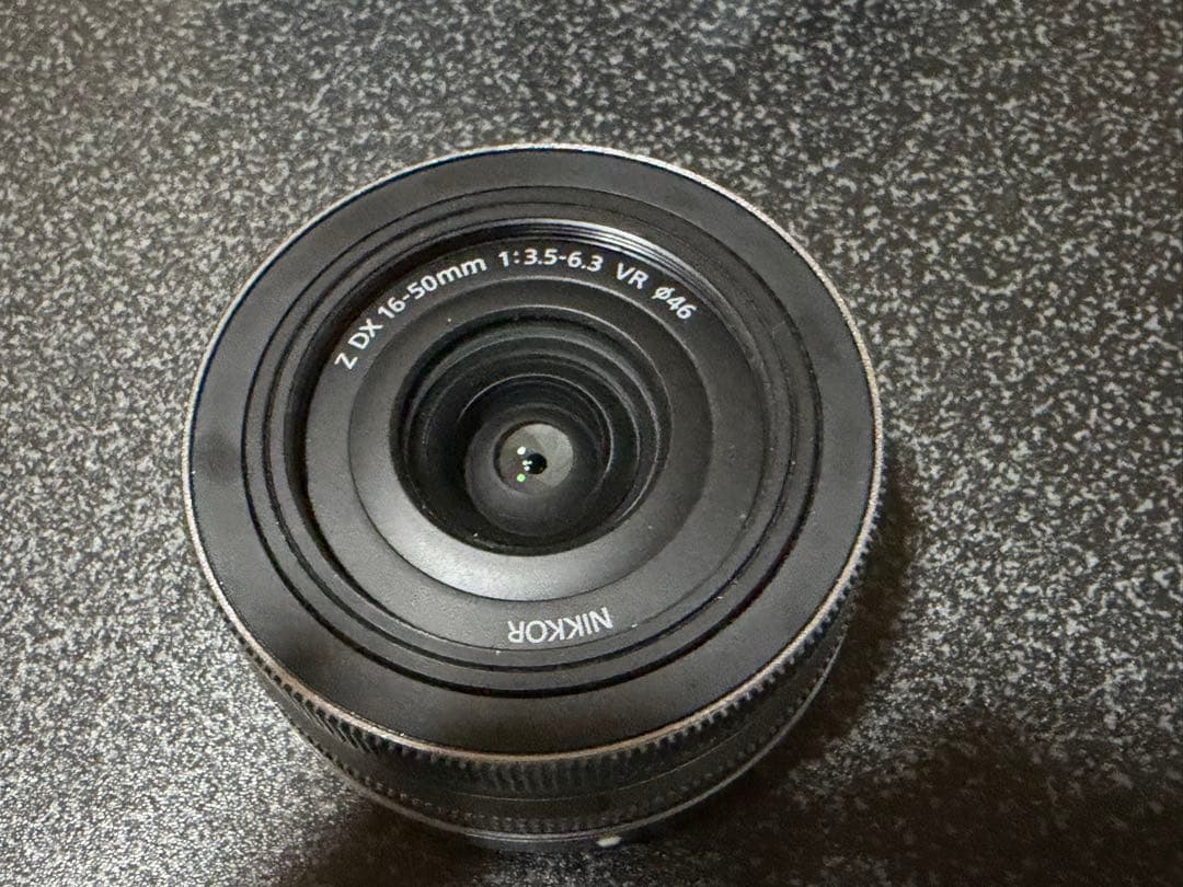 Nikon zfc レンズ2本