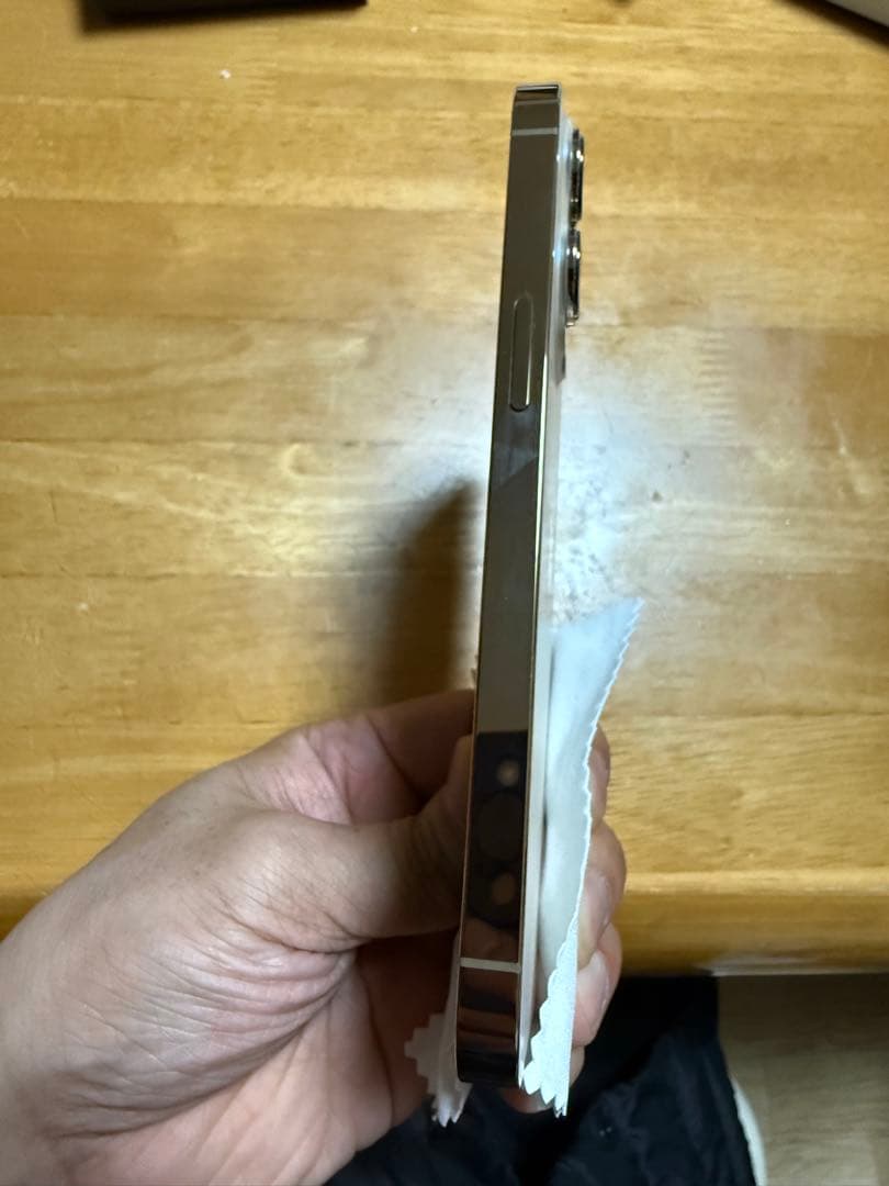 iPhone13pro 1TB ゴールド　美品　＋オマケ