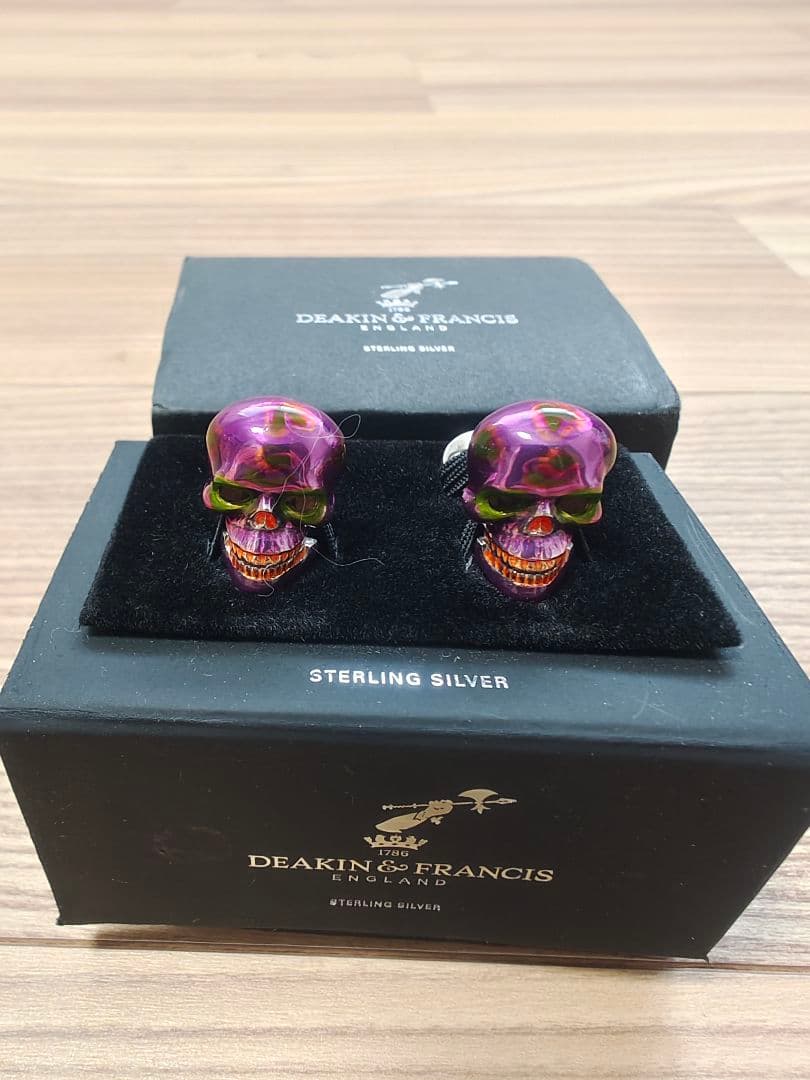 DEAKIN & FRANCIS スカル カフ リンクス 新品同様 激安価格