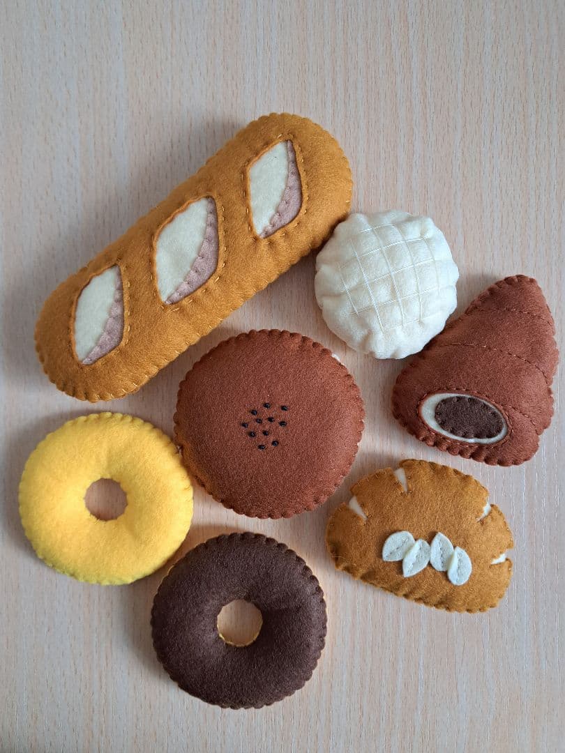 フェルト　おままごと　新幹線お子さまランチセット　パン　ピザ