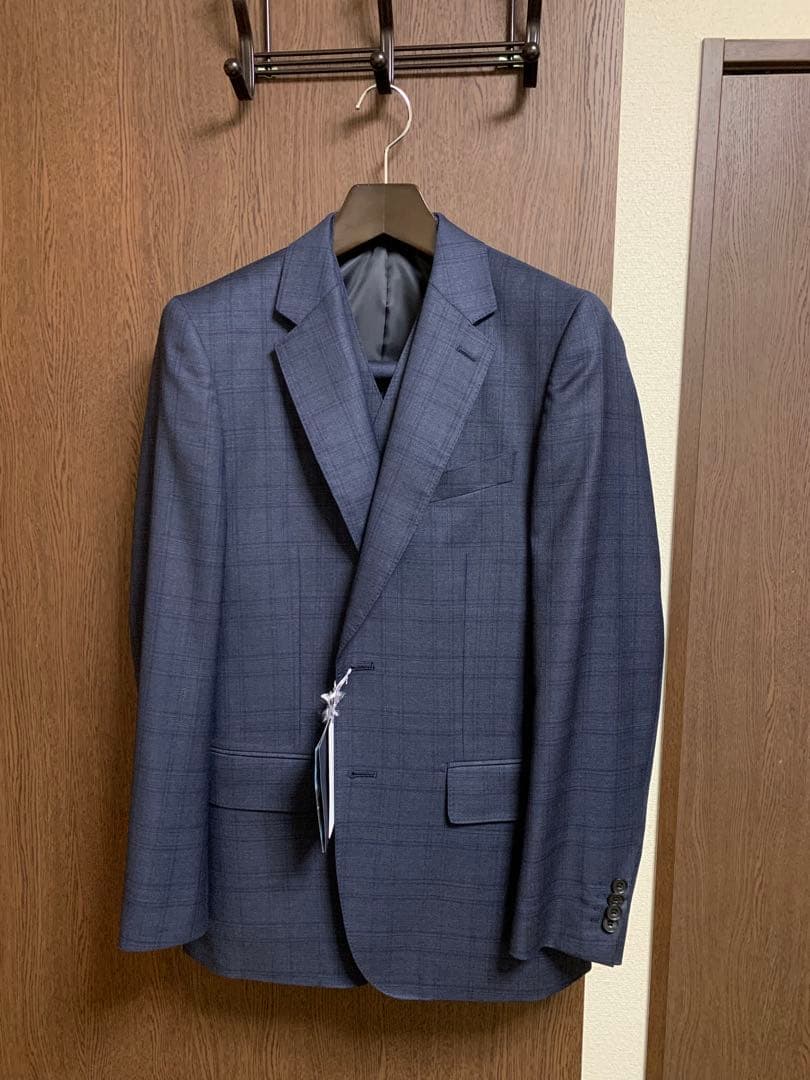 Y5新品未使用！高級イタリアREDA極上ネイビーチェック柄3ピーススーツ！