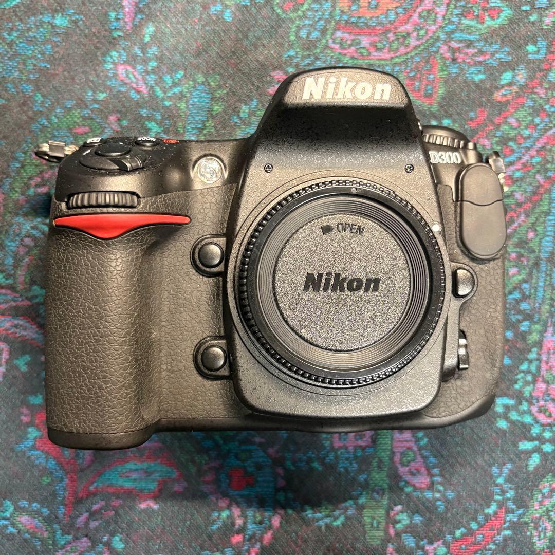 Nikon D300 デジタル一眼レフカメラ　充電器　セット