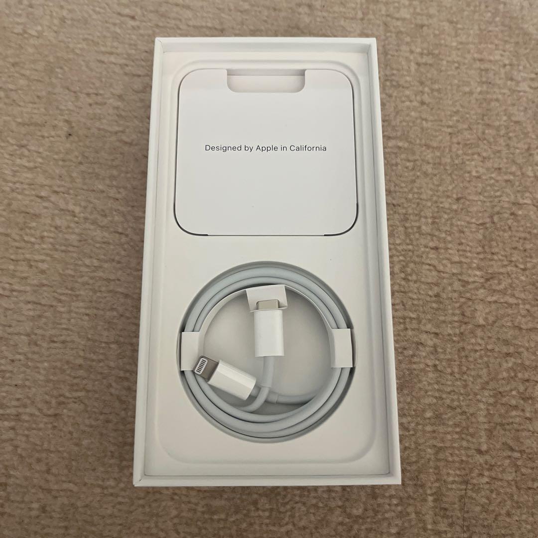 新品未使用 iPhone 13 128GB ミッドナイト