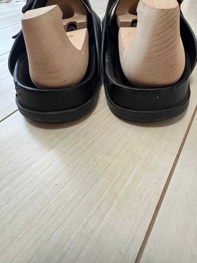 BERLUTI グレー サンダル バックル付き