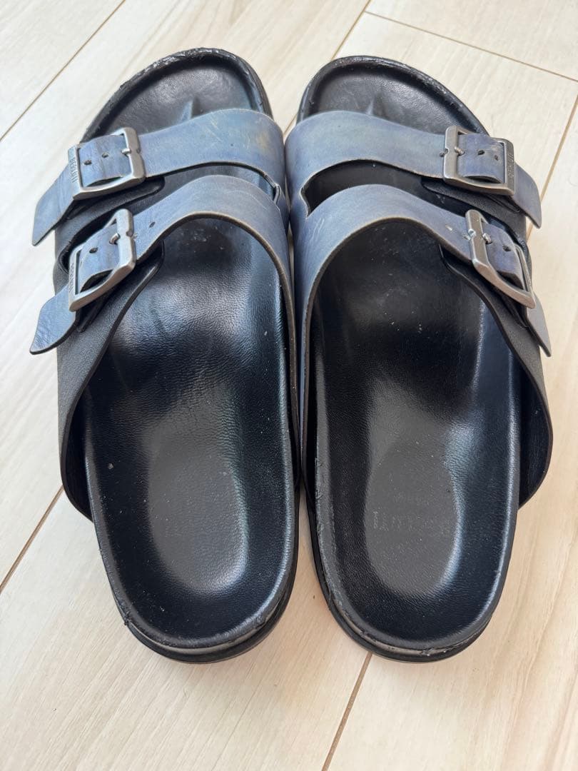 BERLUTI グレー サンダル バックル付き