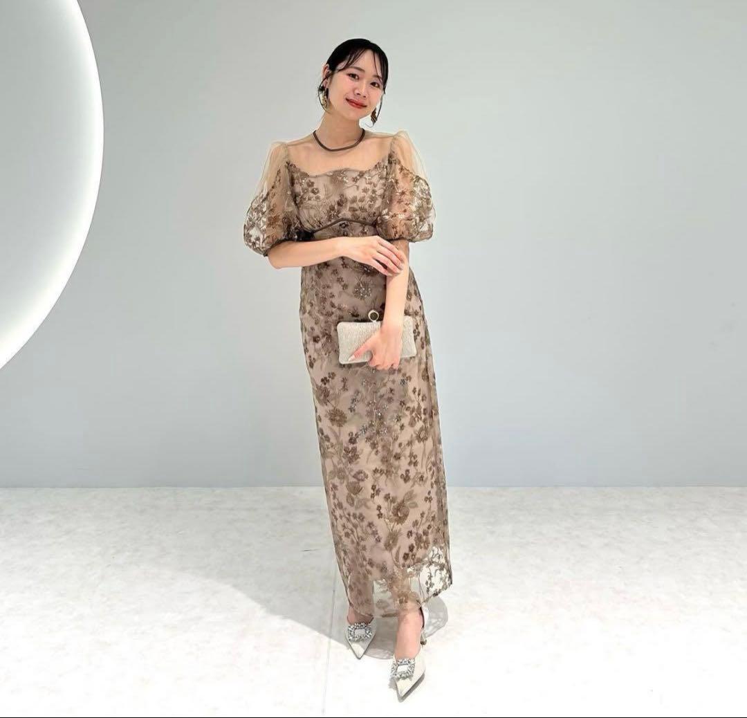 【新品未使用】Leja フラワーディテールパフスリーブIラインワンピースドレス