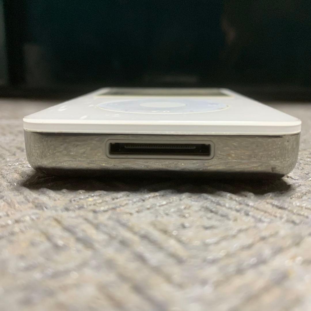 ポータブルプレーヤー K744 Apple iPod (5th generation) A1136