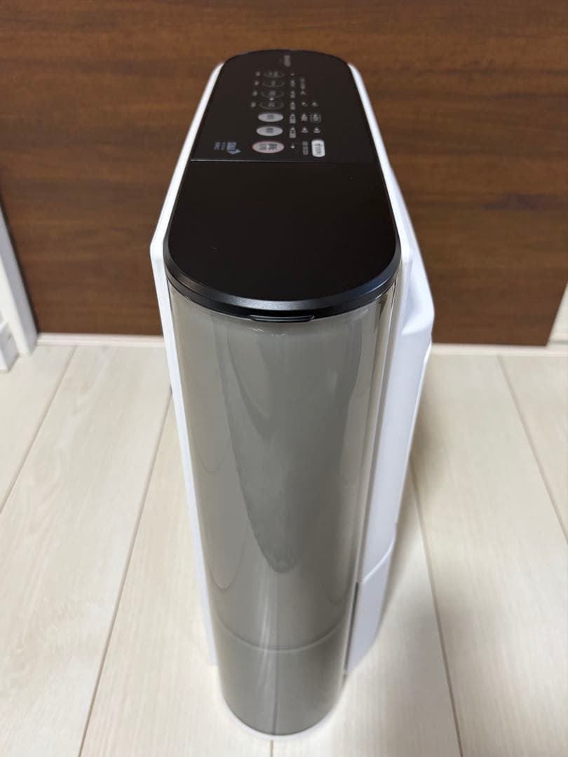 ほぼ新品✨️5年保証【SHARP】プラズマクラスター加湿 セラミックファンヒーター