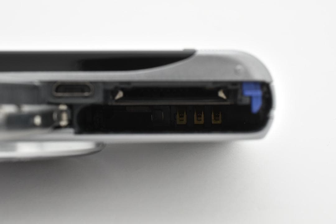 【美品】SONY Cyber-shot DSC-WX100 シルバー　動作確認済