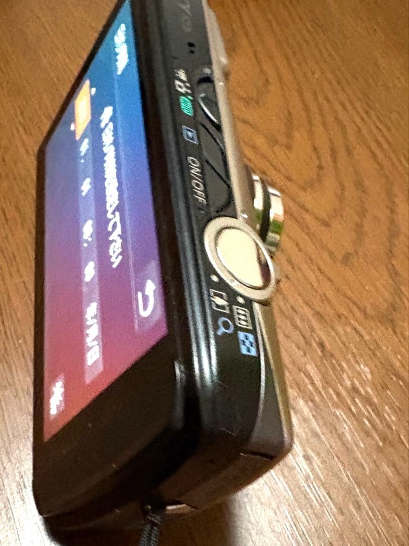 Canon IXY 10S デジカメ　SDカード付き　美品