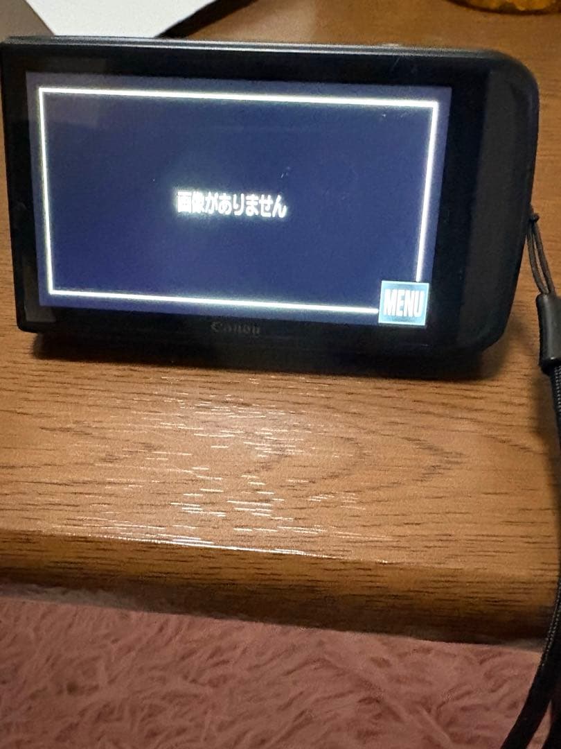 Canon IXY 10S デジカメ　SDカード付き　美品