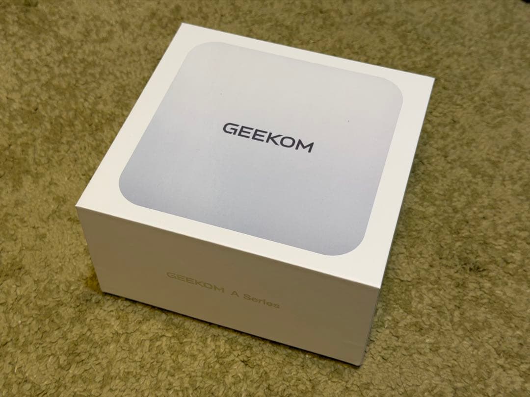 【美品】GEEKOM A6 ミニPC