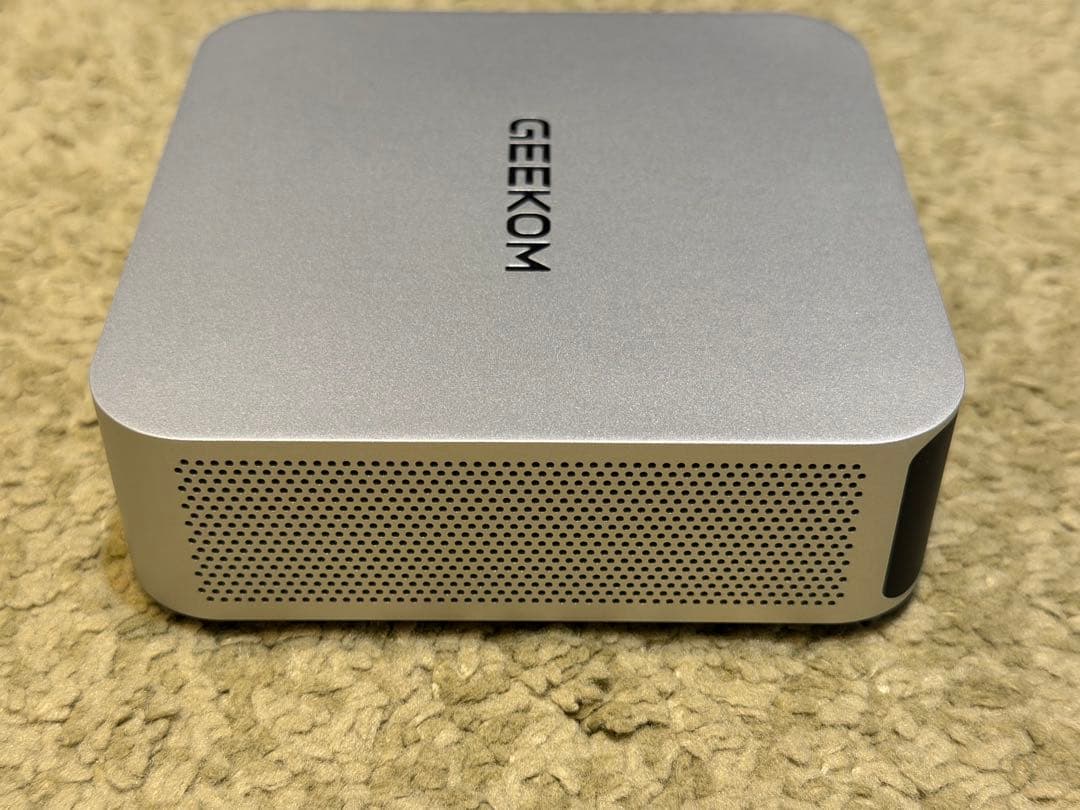 【美品】GEEKOM A6 ミニPC