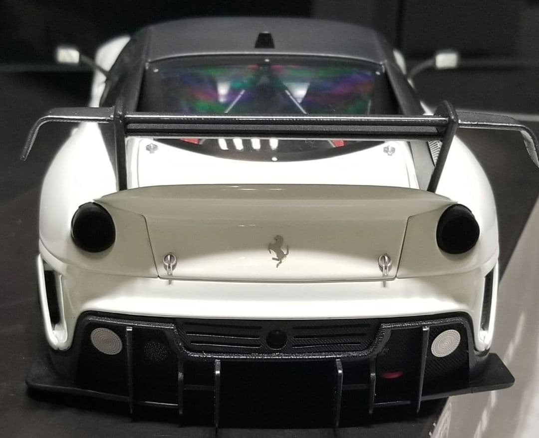 【レア美品】1/18 マテル エリート フェラーリ 599XX EVO