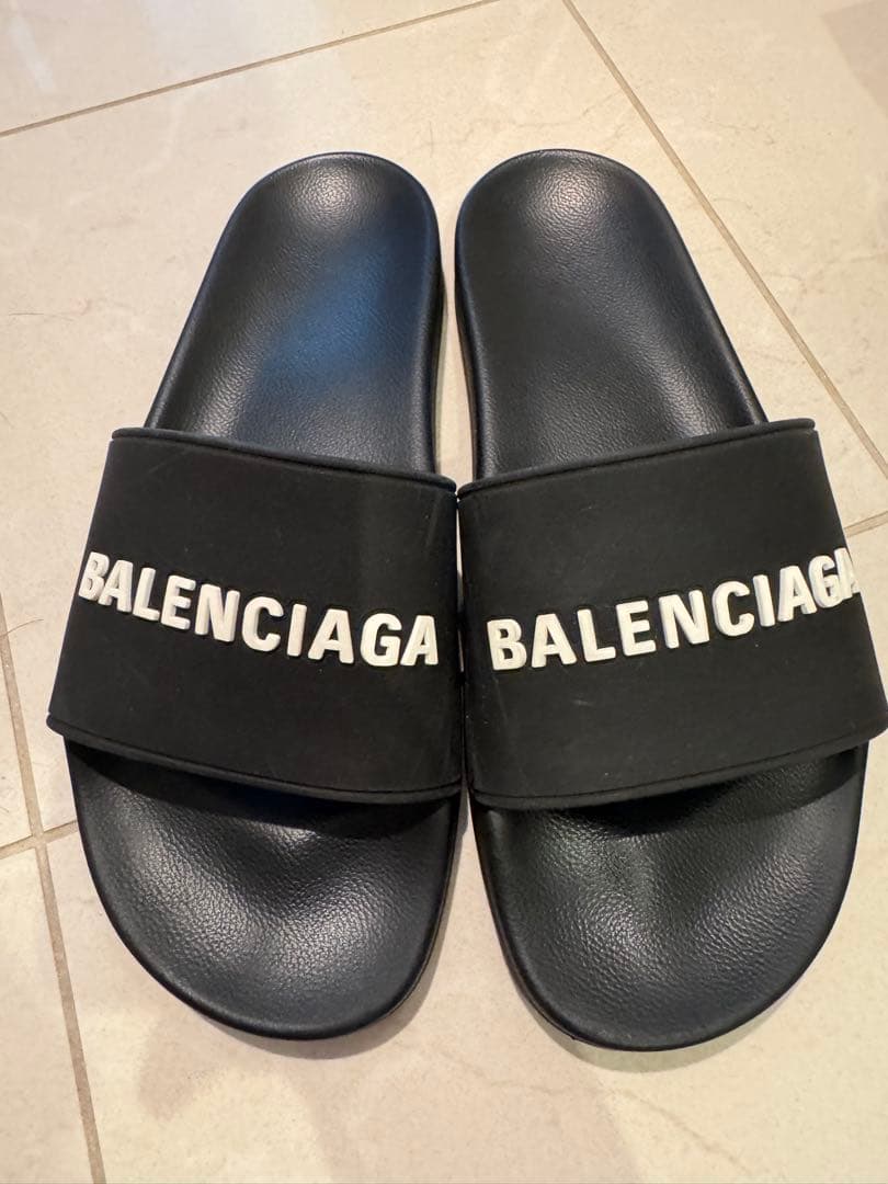 BALENCIAGA ブラック サンダル