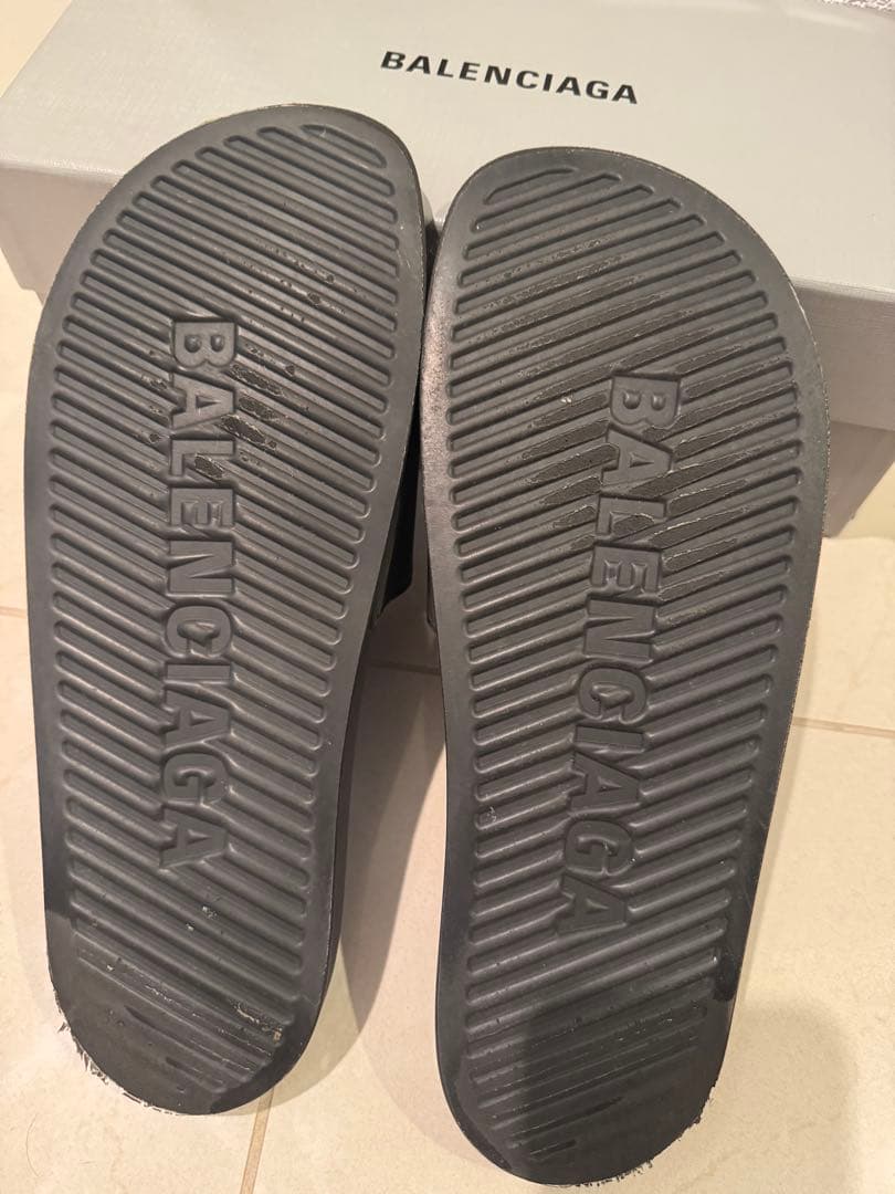 BALENCIAGA ブラック サンダル