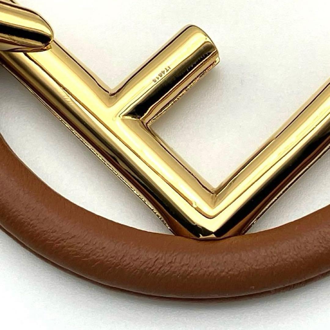 FENDI エフ イズ フェンディ ロゴ バングル ブレスレット 8AG733