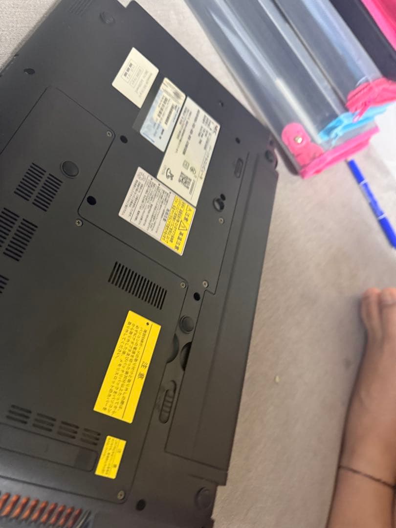 NEC ノートパソコン　LS150/E