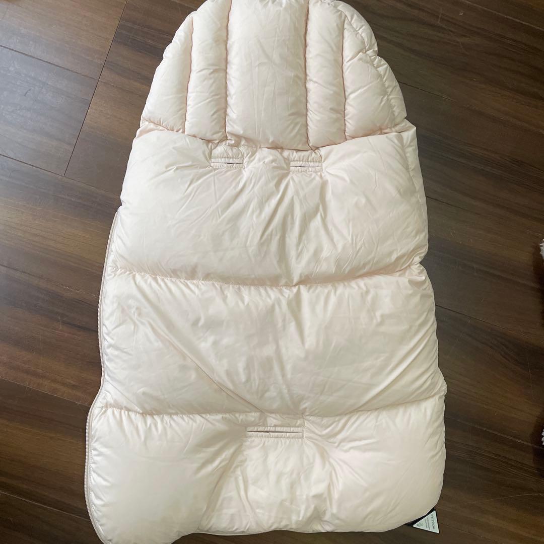 【美品】【値下げ】MONCLER フード付きダウンブランケット