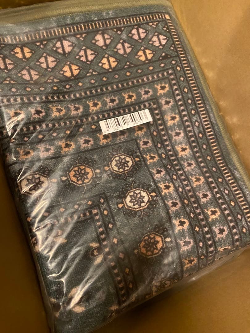 ヴィンテージ風ラグ TOCOLIFEseries グリーン(200×140㎝)