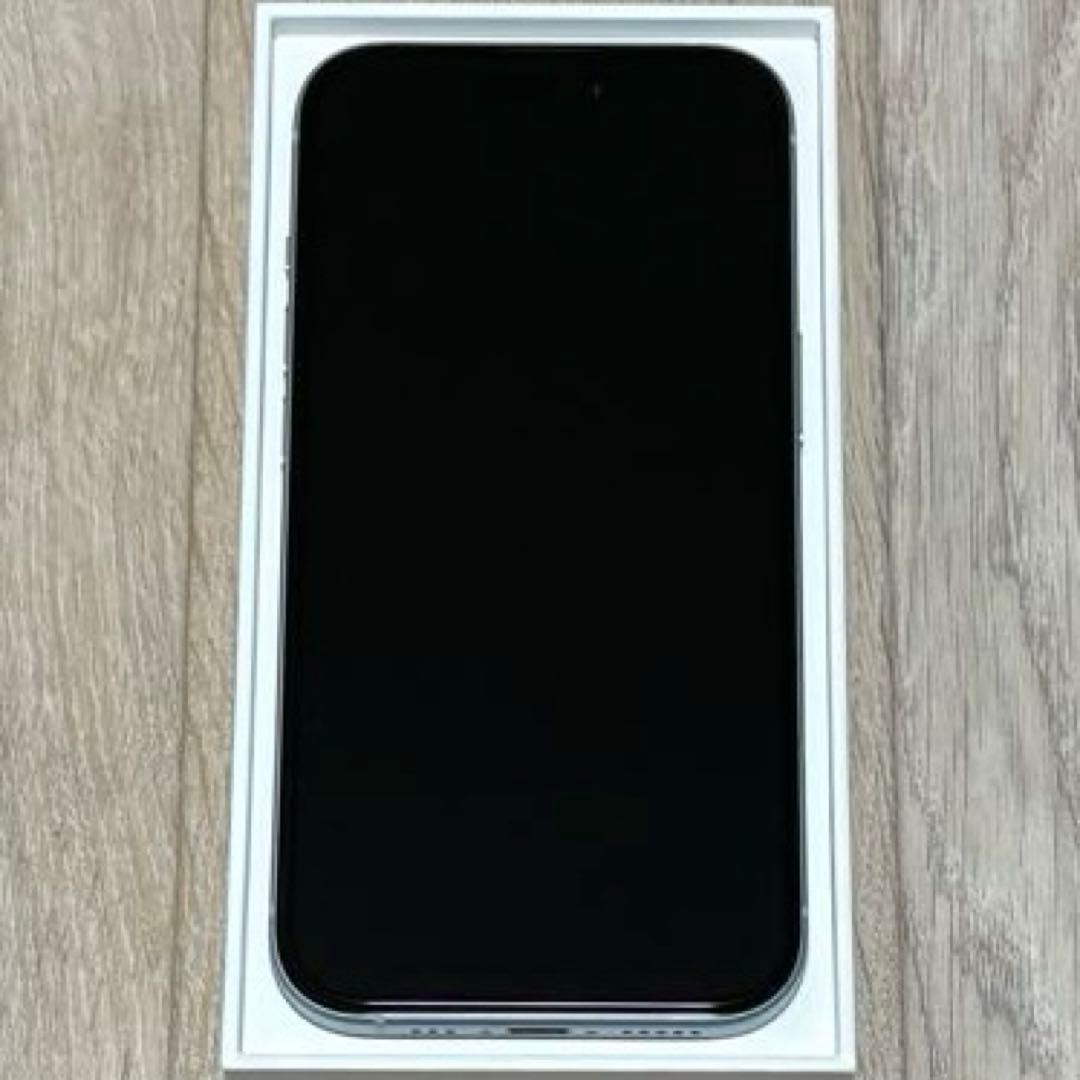 新品近いバッテリー容量100% iPhone15 128GB SIMフリー 本体