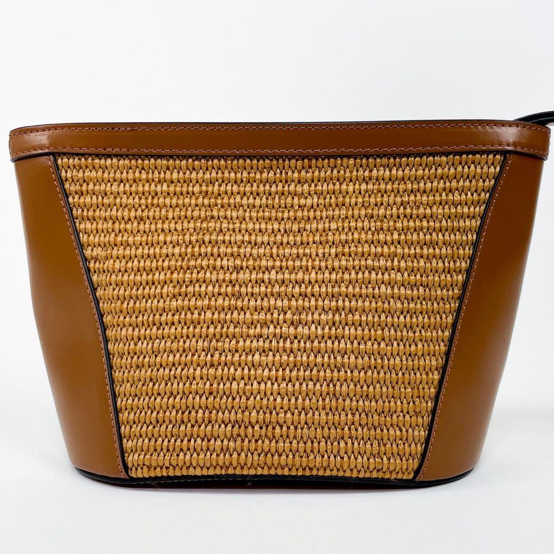 ✨新品未使用✨MARNI かごバッグ トロピカリアポーチ クラッチバッグ