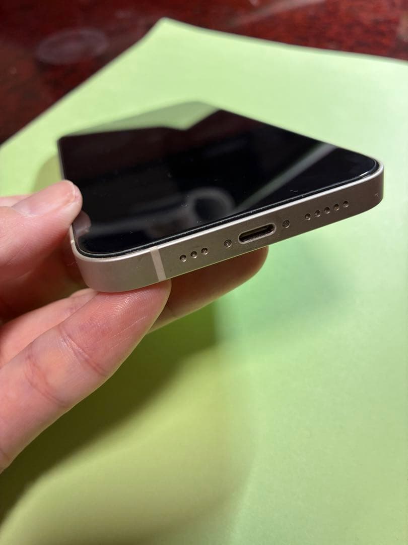 Apple iPhone 13 128GB SIMフリー スタートライト