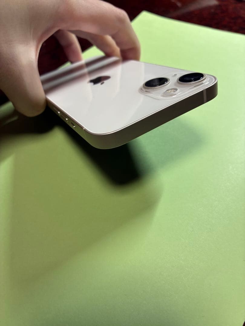 Apple iPhone 13 128GB SIMフリー スタートライト