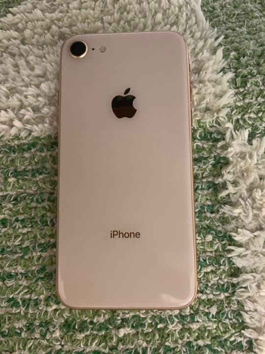 美品　iPhone 8 Gold 64 GB SIMフリー
