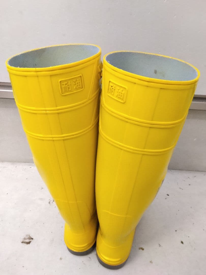 亀*ん様 【酪農女子】弘進ゴム ザクタス イエロー 中古