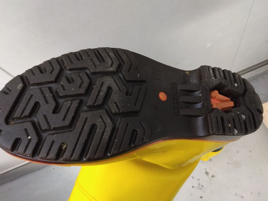 亀*ん様 【酪農女子】弘進ゴム ザクタス イエロー 中古