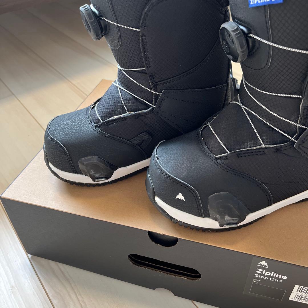 スノーボードブーツ　Burton step on zip line 23cm